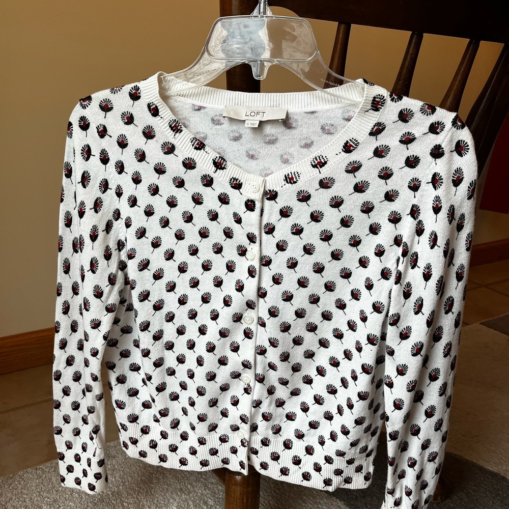 The Loft Sweater cropped 3/4 sleeve. Red and black print on ivory sweater.